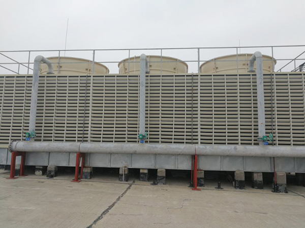 方形冷卻塔清洗流程：殺菌滅藻、清洗、除泥除垢等